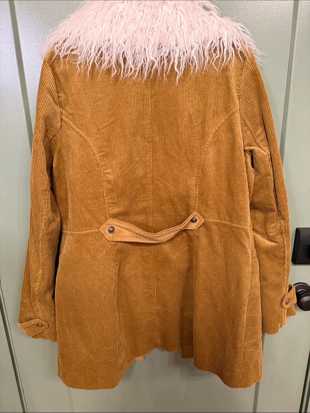 Free People golden brown Corduroy Jacket with off white/Cream Faux Fur Shawl - Picture 9 of 11